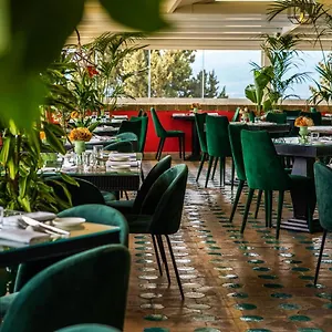 Carlotta Hotel